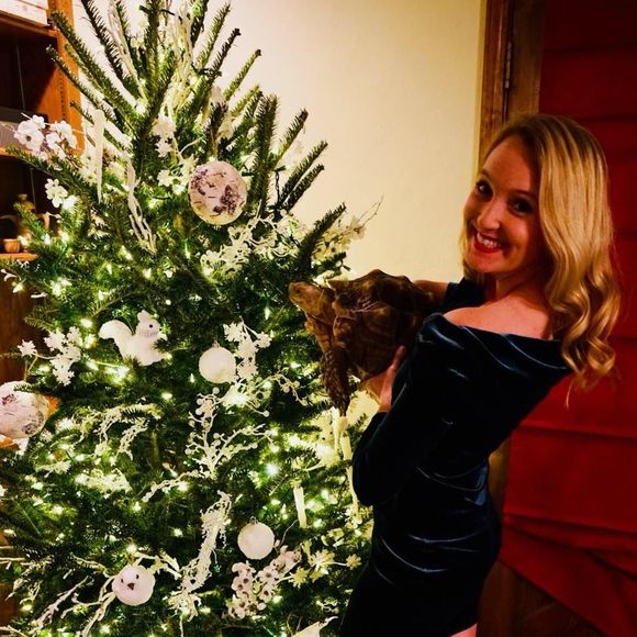 Meet your Posher, Leah - Picture 1 of 1